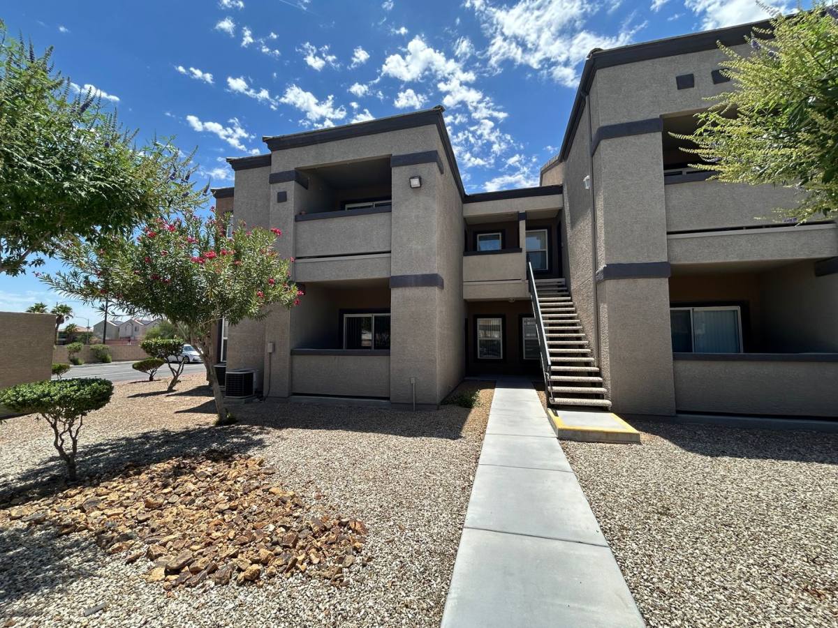 Condo for rent at 6650 W Warm Springs Rd, Las Vegas, NV 89118