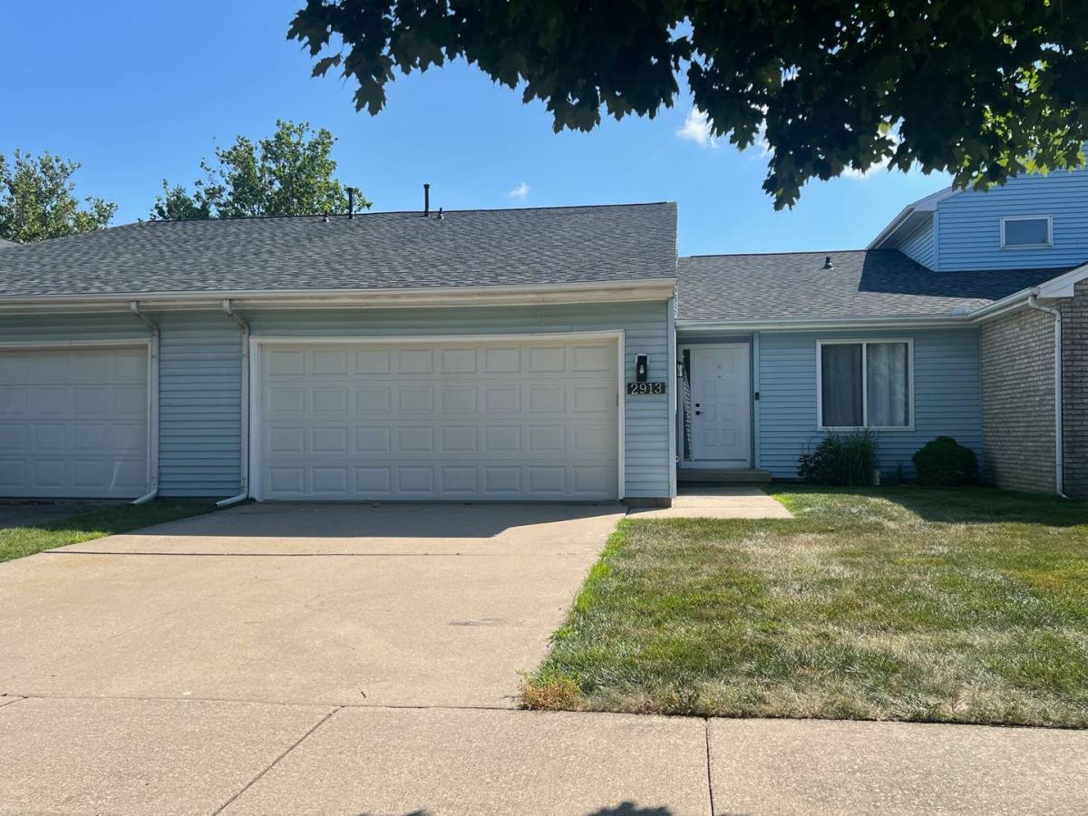 Condo for rent at 2913 N Natalie Dr, Champaign, IL 61822