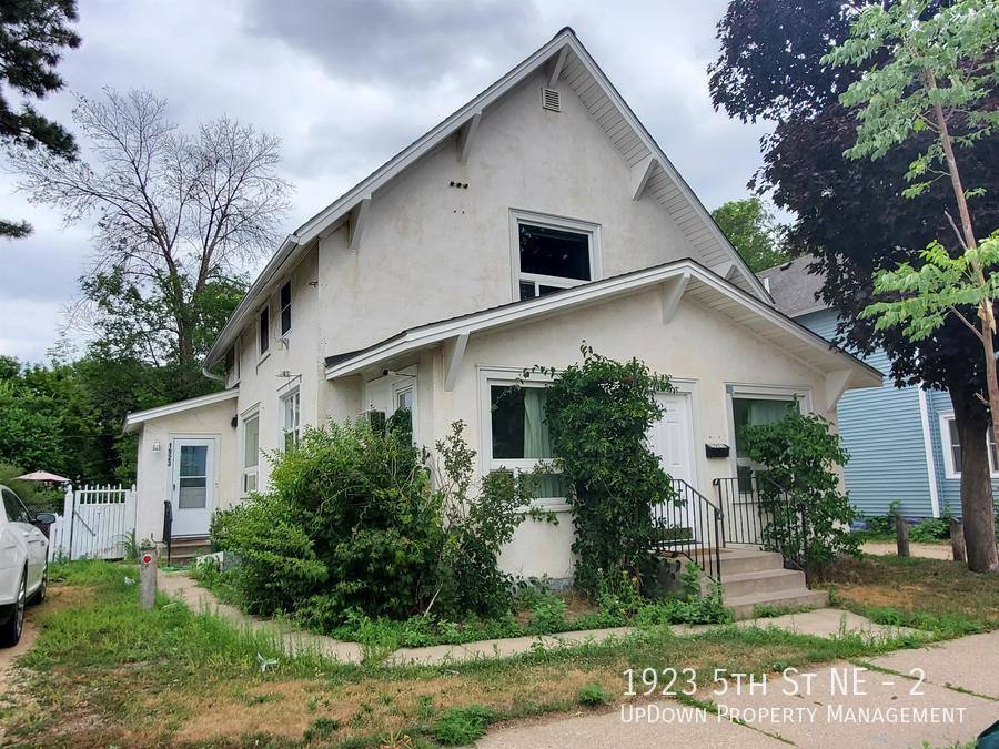 Apartment for rent at 1923 5th St NE #2, Minneapolis, MN 55418
