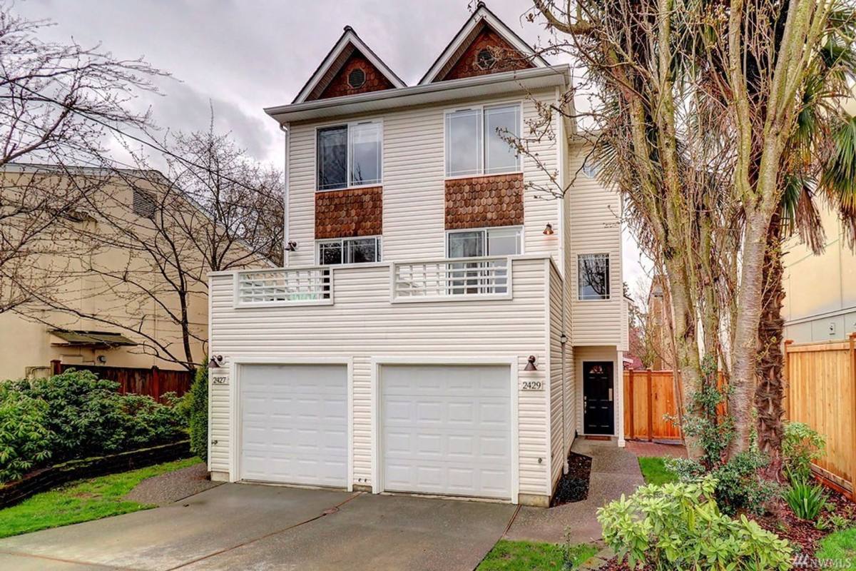 Townhouse for rent at 2429 NW 62nd St, Seattle, WA 98107