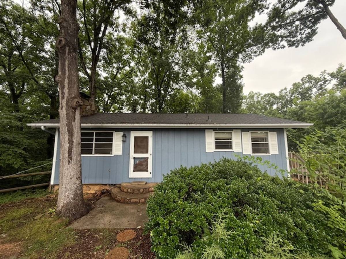 Apartment for rent at 606 Sunny View Dr, Pigeon Forge, TN 37863