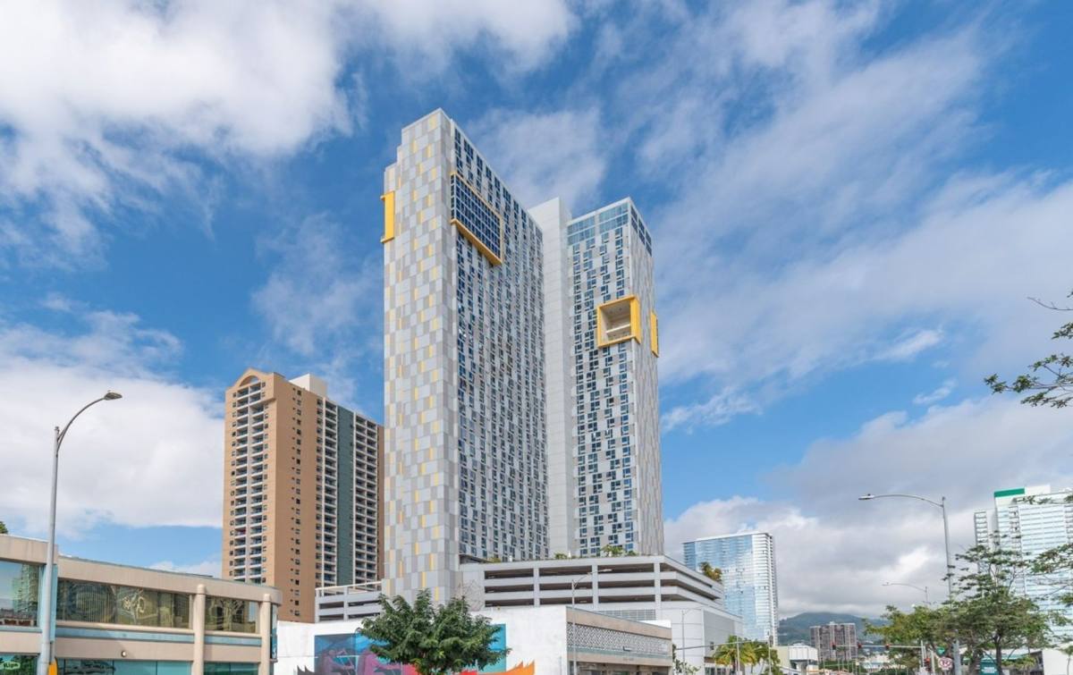 Condo for rent at 988 Halekauwila St, Honolulu, HI 96814