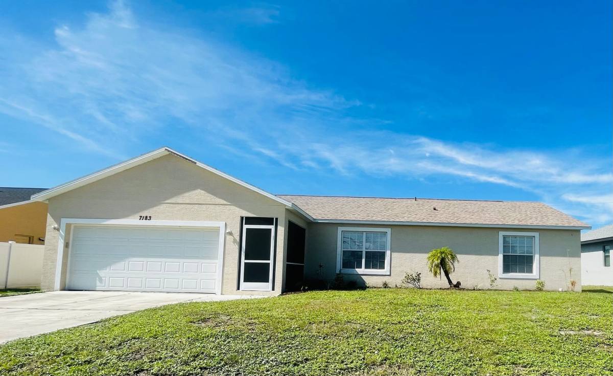House for rent at 7183 Sussex Lane, Englewood, FL 34224