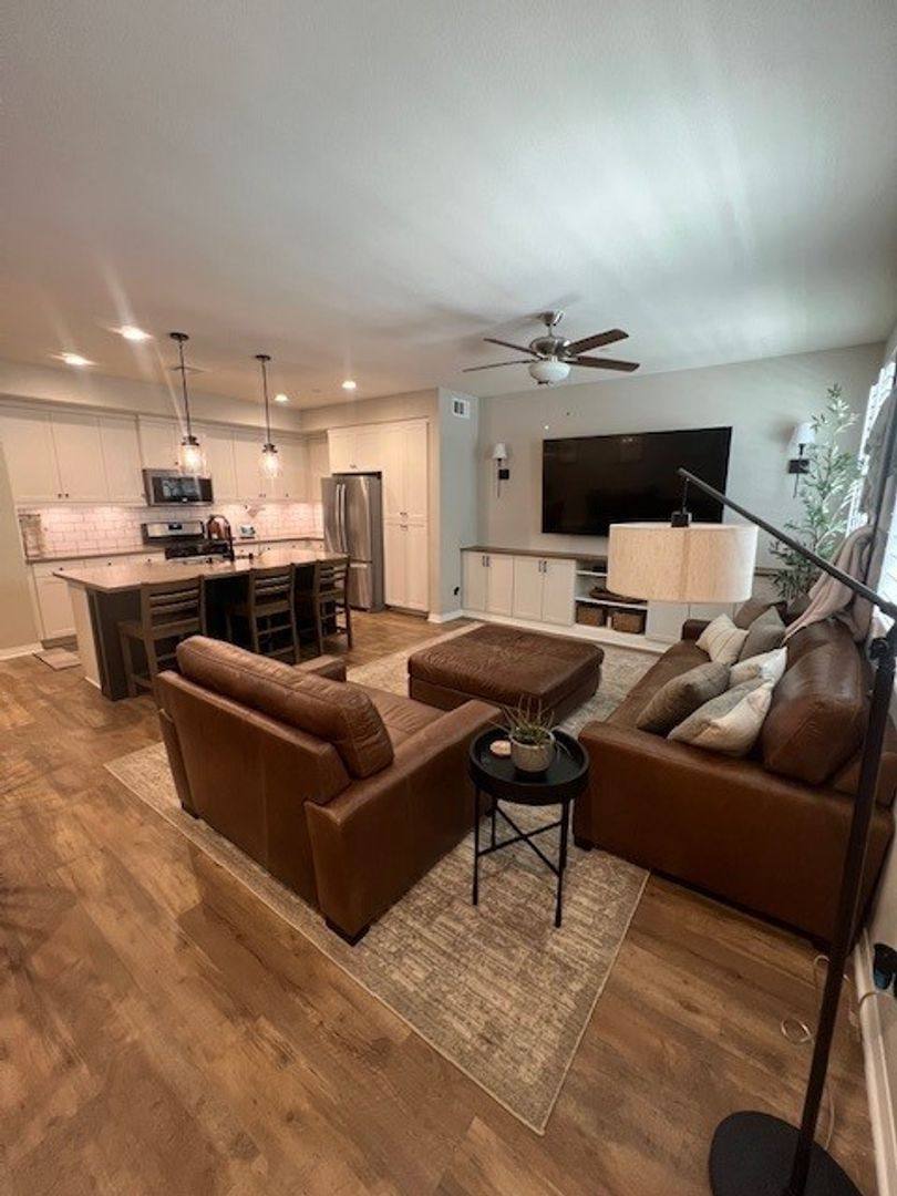 Townhouse for rent at 523 Heron Lane, Imperial Beach, CA 91932