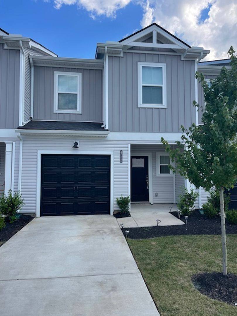 Townhouse for rent at 4528 Skywood Lane, Nashville, TN 37207