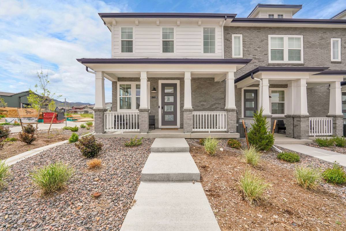 Townhouse for rent at 9719 Browns Peak Circle, Littleton, CO 80125