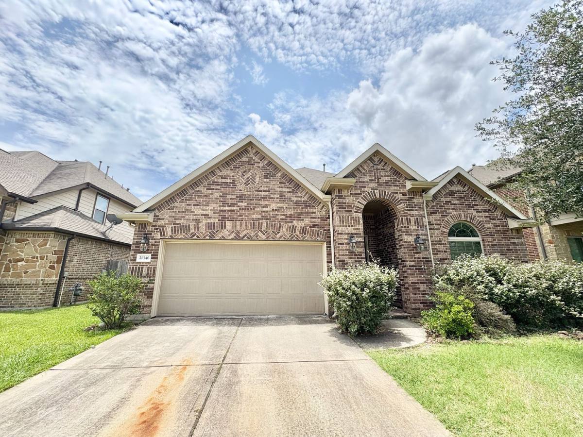 House for rent at 21346 Huron Bend Dr, Porter, TX 77365