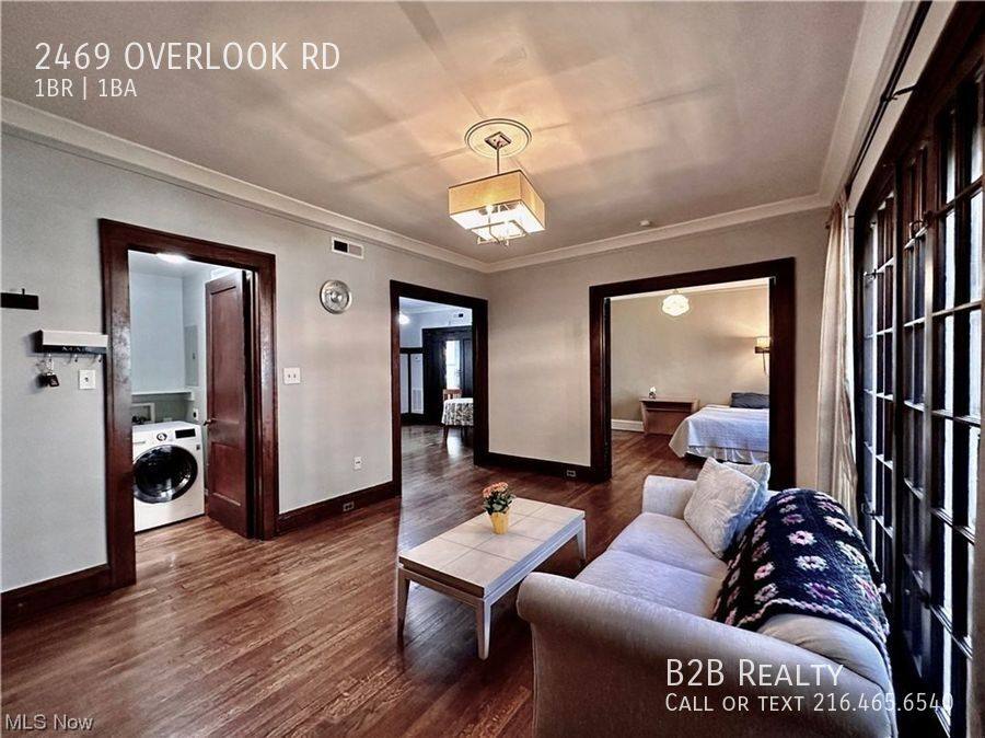 Apartment for rent at 2469 Overlook Rd, Cleveland, OH 44106