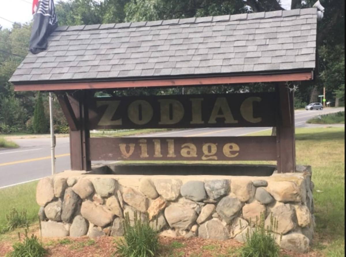 75 Groton School Rd, Ayer, MA 01432
