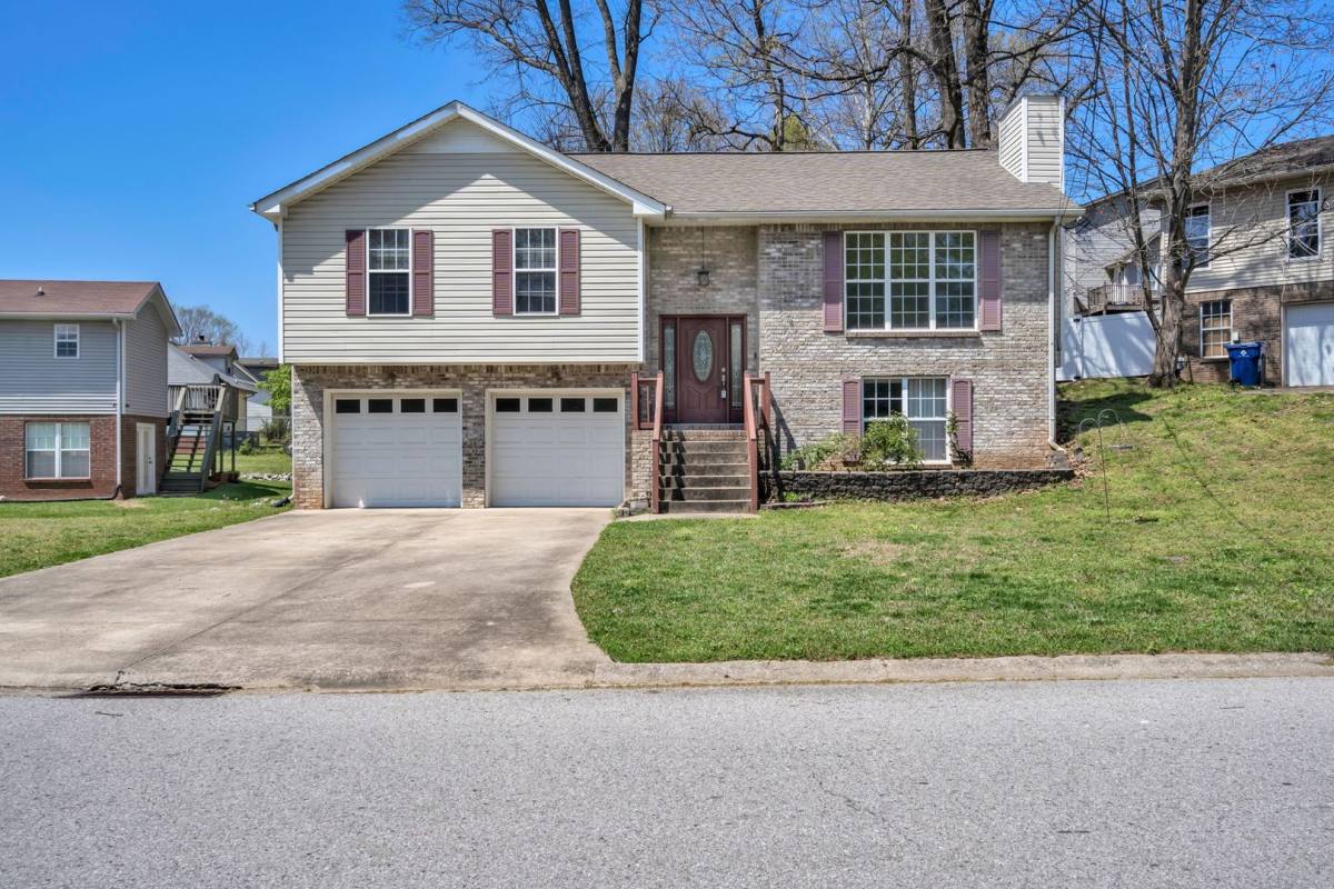 House for rent at 188 Whitehall Dr, Clarksville, TN 37042
