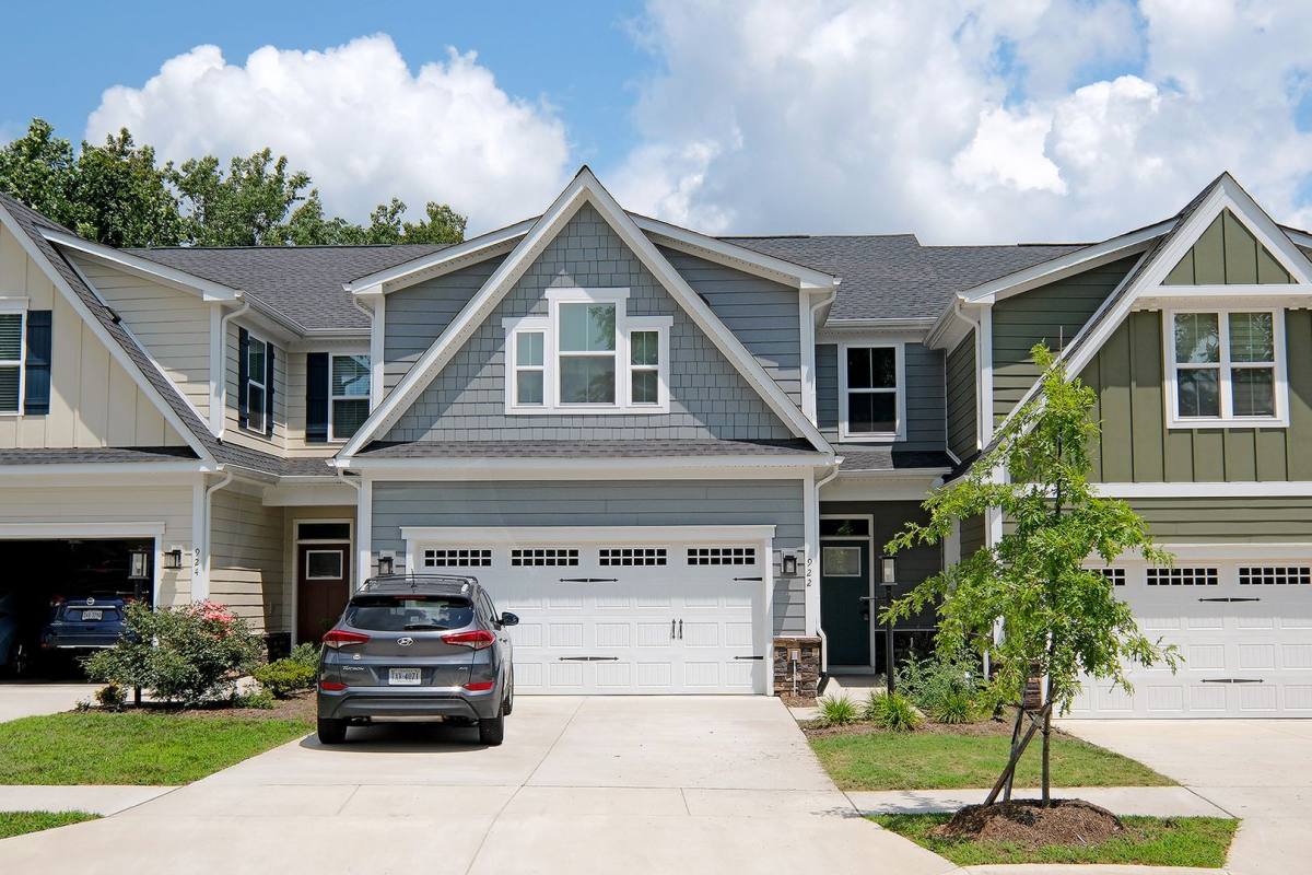 Townhouse for rent at 922 Marsac St, Charlottesville, VA 22901