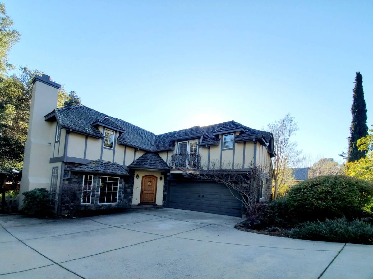 House for rent at 760 W California Way, Redwood City, CA 94062