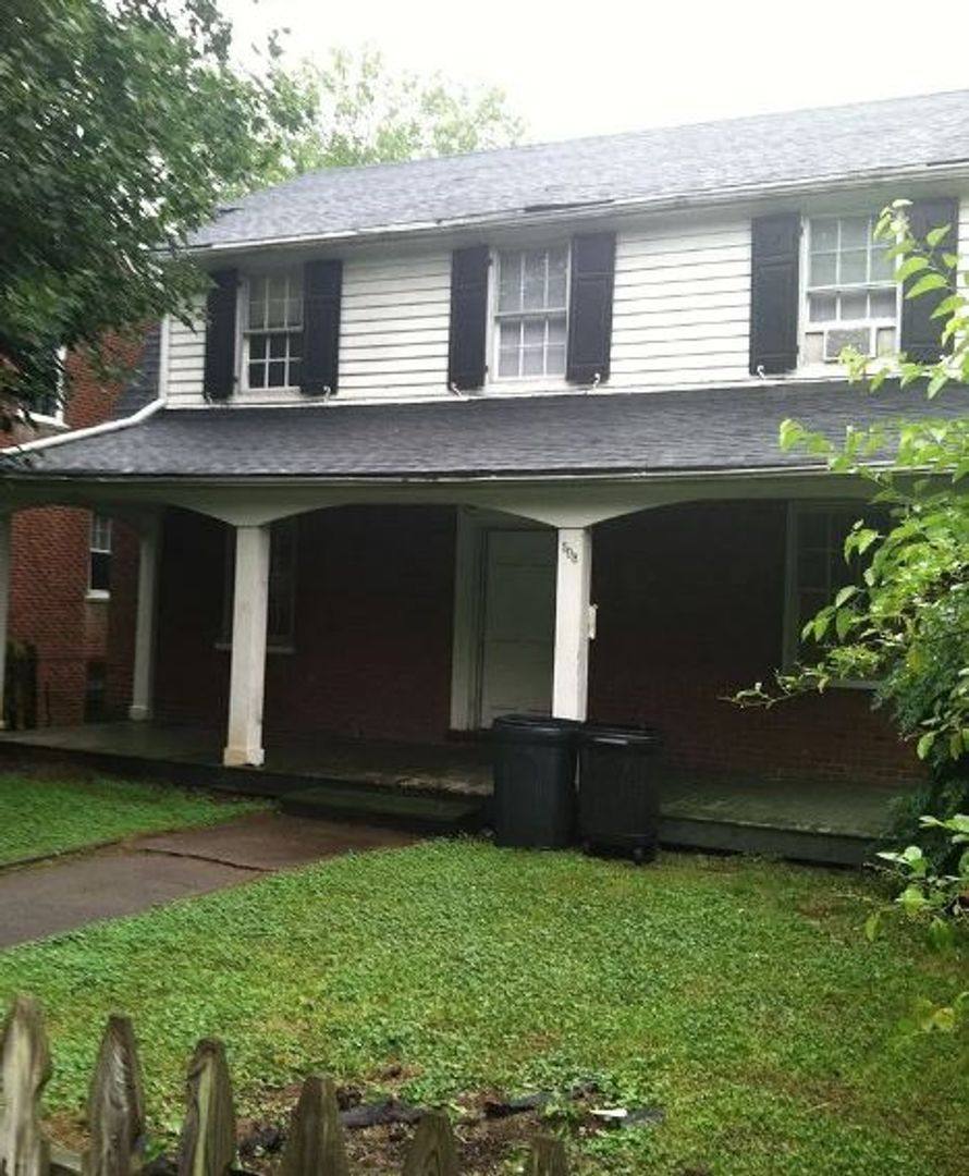 House for rent at 508 14th St NW, Charlottesville, VA 22903