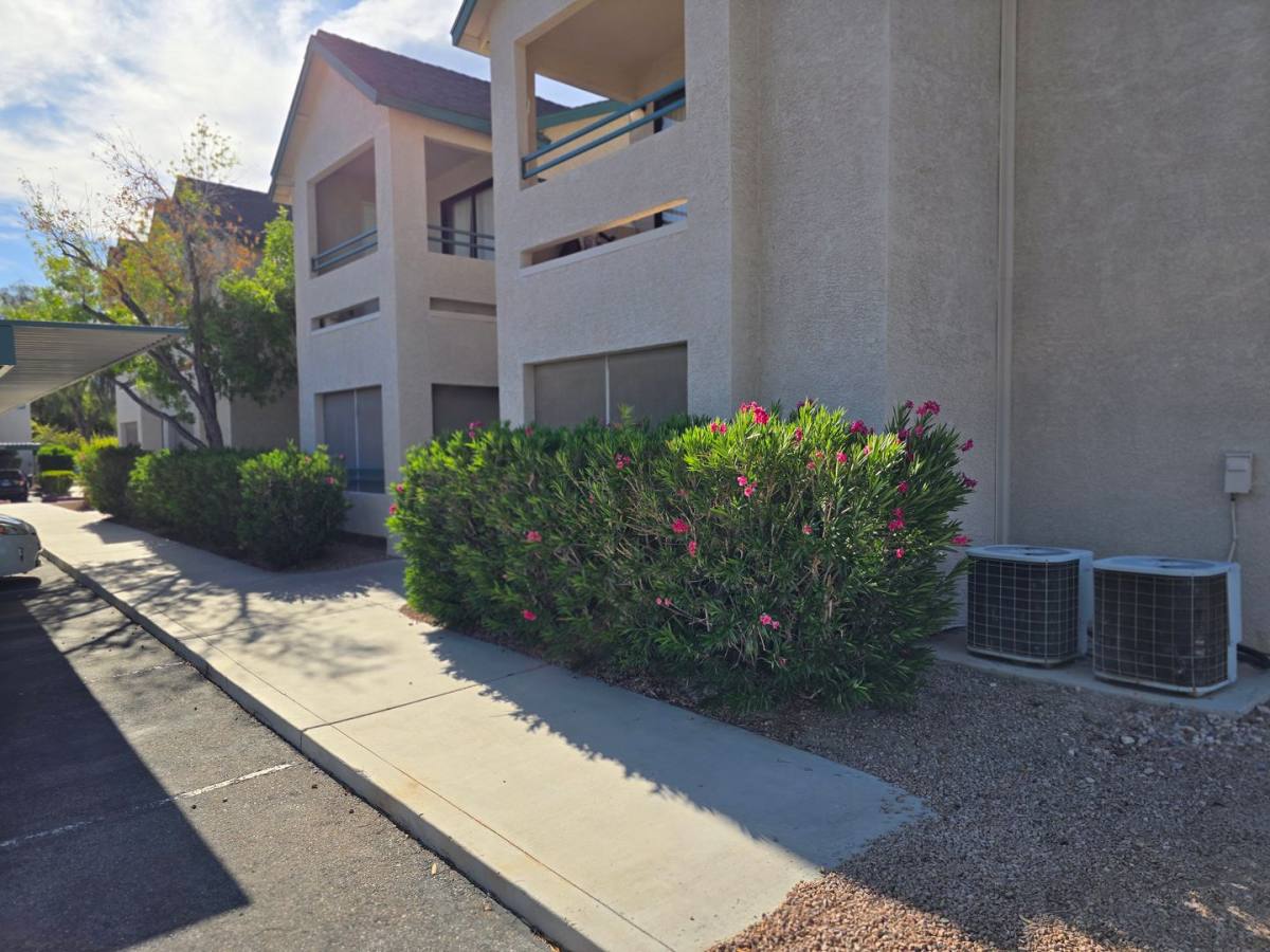Condo for rent at 5111 Lindell Rd, Las Vegas, NV 89118