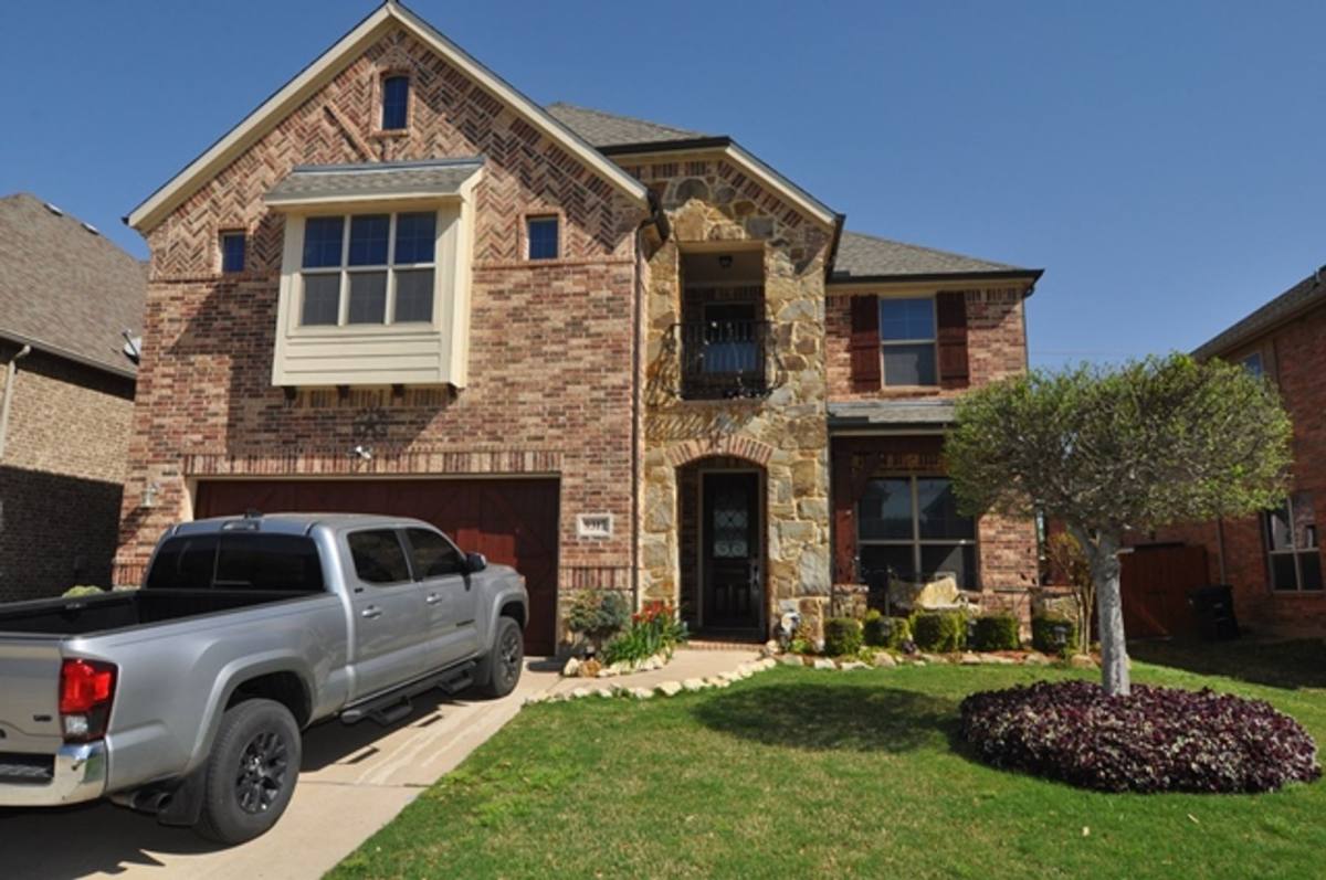 House for rent at 9317 Shoveler Trail, Fort Worth, TX 76118
