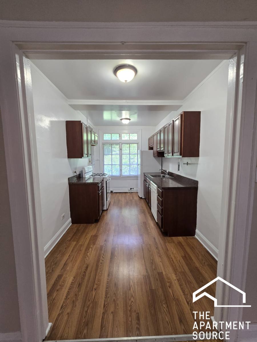 Apartment for rent at 1454 Oak St #G, Evanston, IL 60201