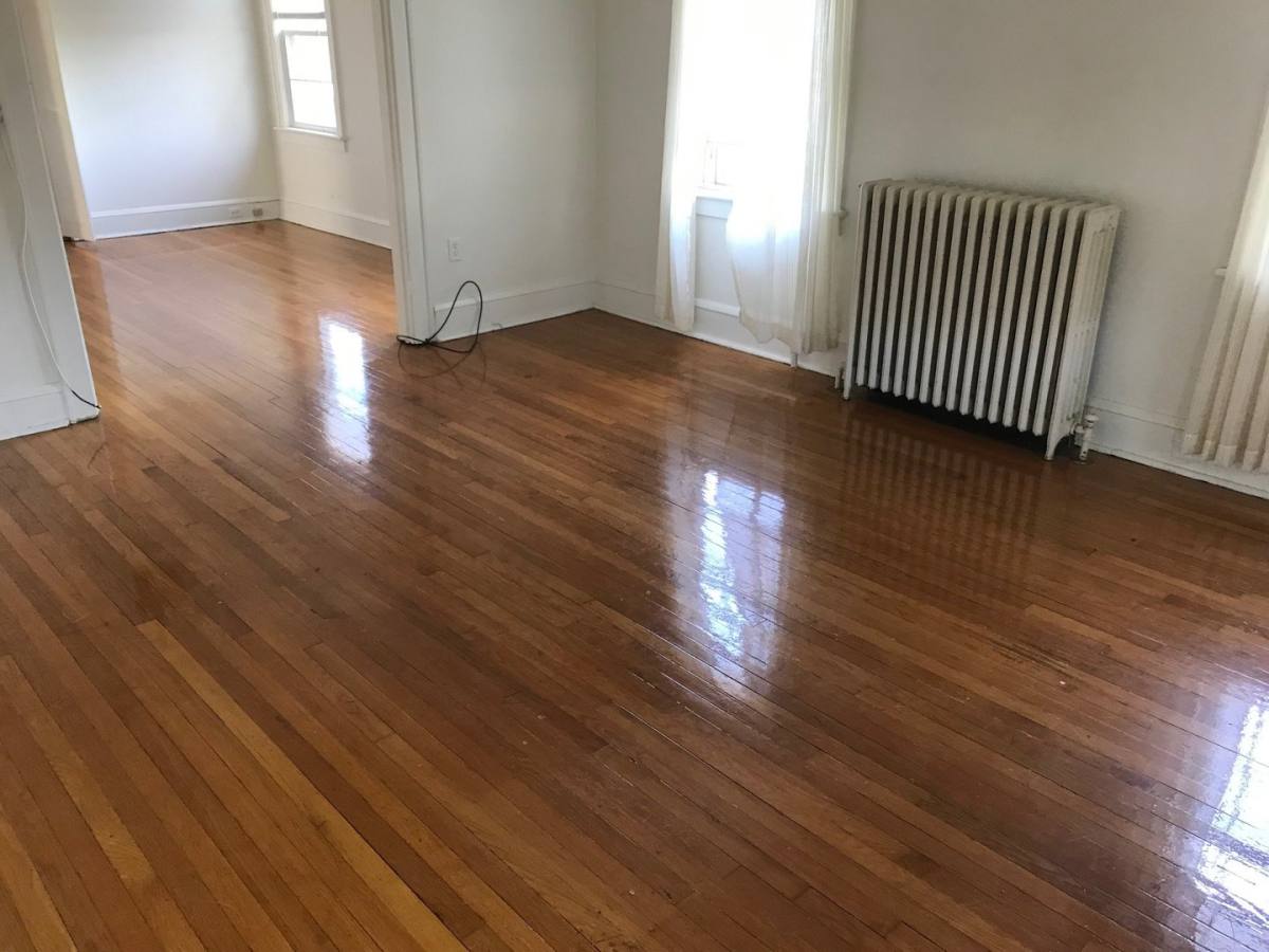 Apartment for rent at 815 Braddock Rd, Cumberland, MD 21502