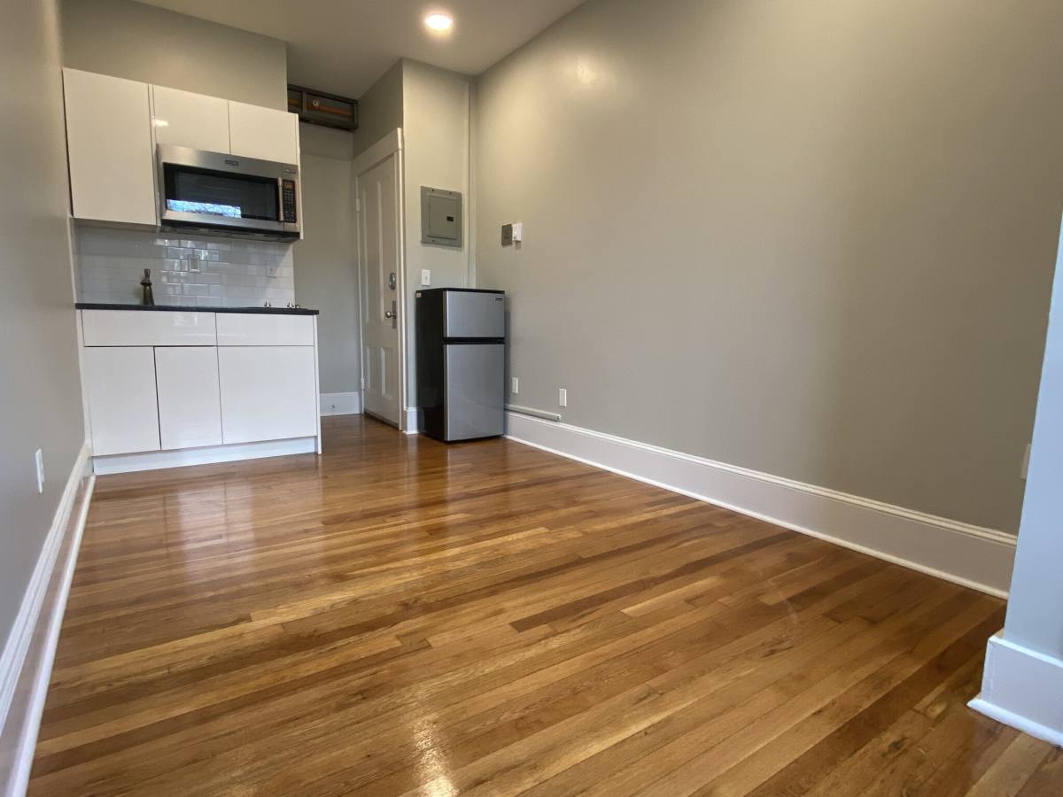 Apartment for rent at 399 Marlborough St #11, Boston, MA 02115