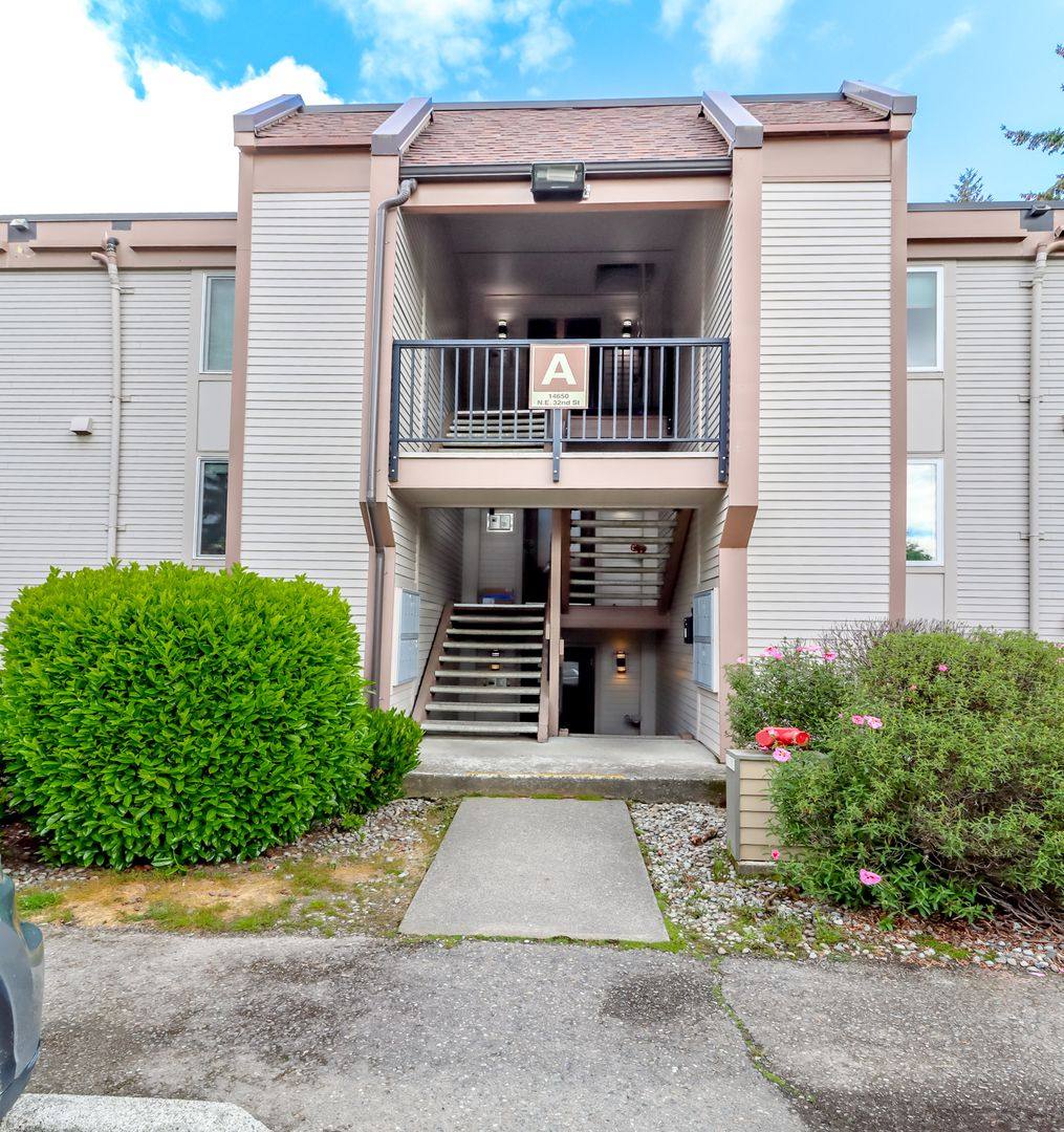 Condo for rent at 14650 NE 32nd St #A13, Bellevue, WA 98007