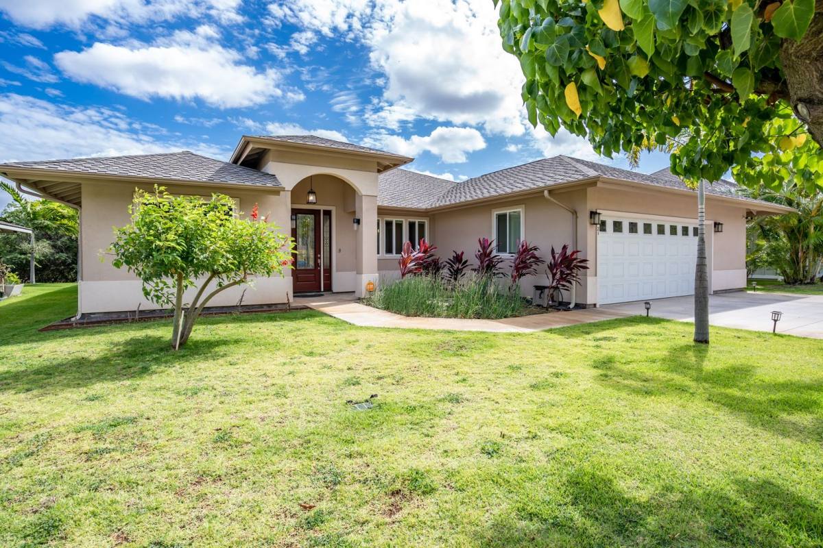 House for rent at 21 Kamakoa Loop, Wailuku, HI 96793