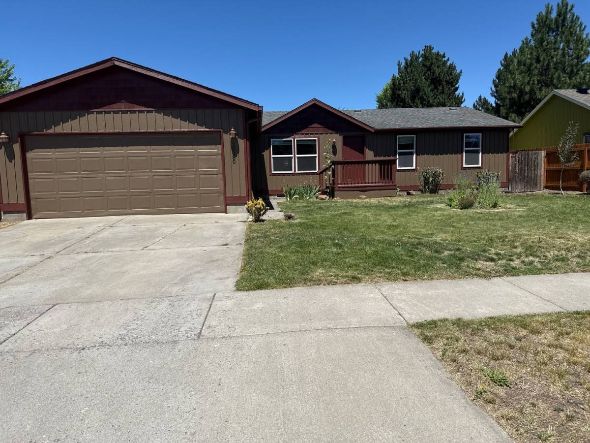 House for rent at 20080 Elizabeth Lane, Bend, OR 97702
