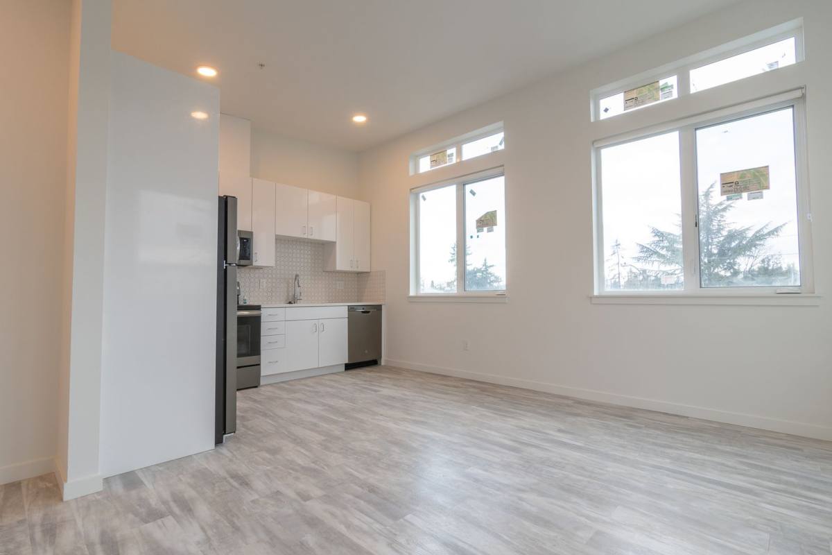 Apartment for rent at 6011 SE 90th, Portland, OR 97266
