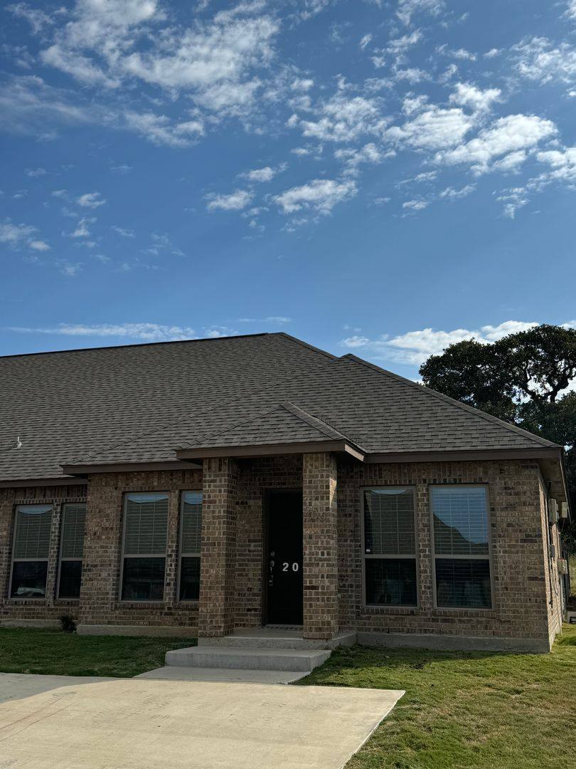 Townhouse for rent at 1093 Grindstone Rd, Weatherford, TX 76087