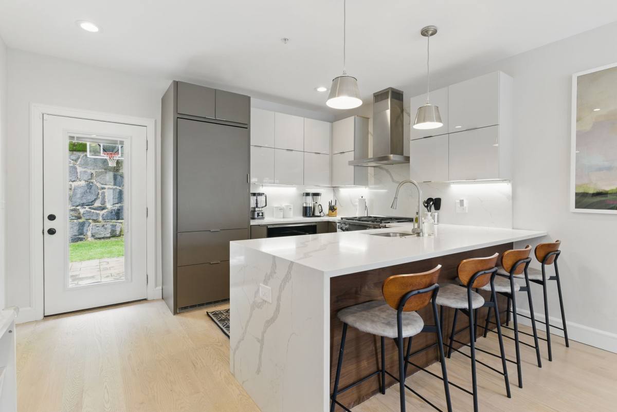 Townhouse for rent at 54 Robey St, Roxbury, MA 02119