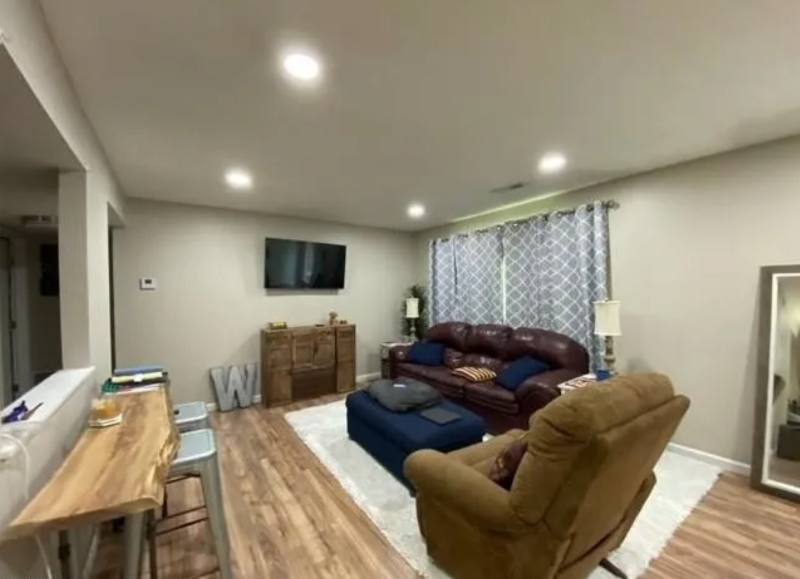 Apartment for rent at 14801 Winding Way #8, North Royalton, OH 44133