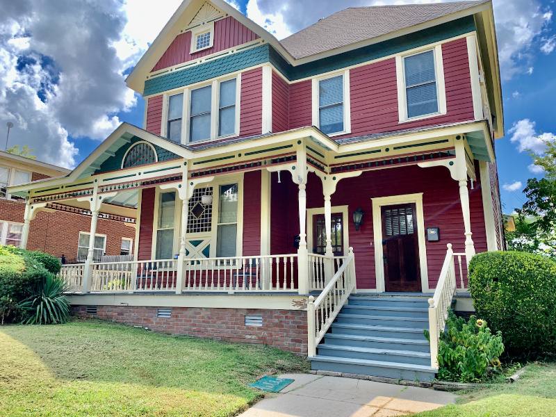 Apartment for rent at 2006 Scott St, Little Rock, AR 72206