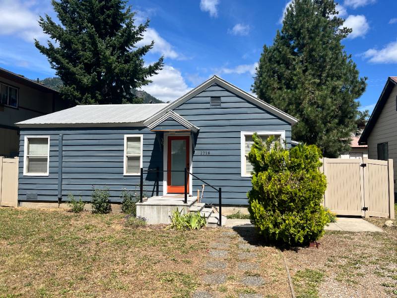House for rent at 1218 Commercial St, Leavenworth, WA 98826