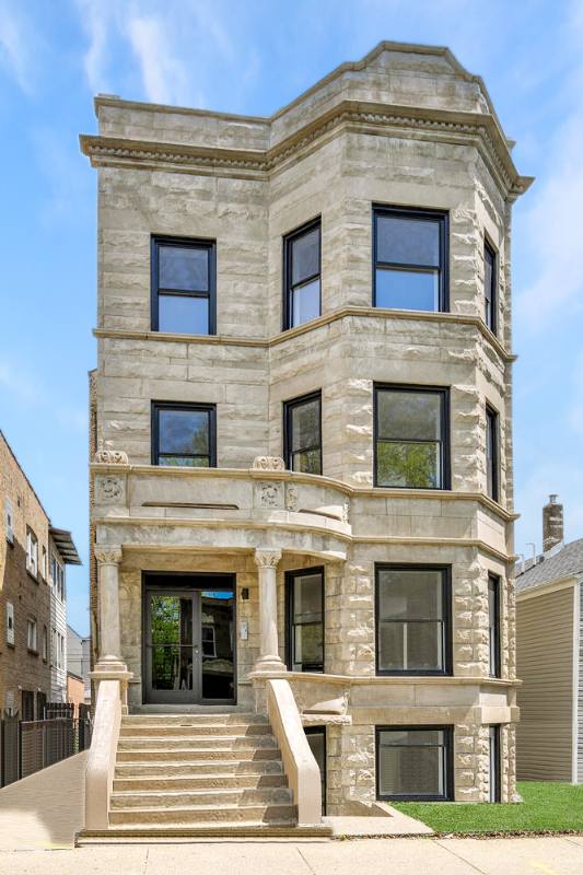 Apartment for rent at 1633 N Francisco #2, Chicago, IL 60647