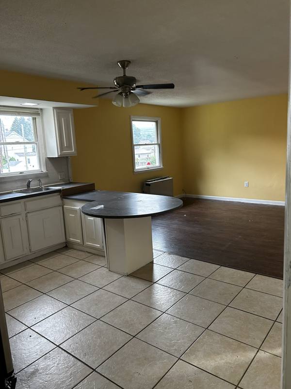 Apartment for rent at 417 Main St #1, Jermyn, PA 18433