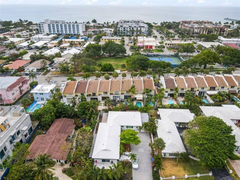 Apartment for rent at 4512 Seagrape Dr #1, Fort Lauderdale, FL 33308
