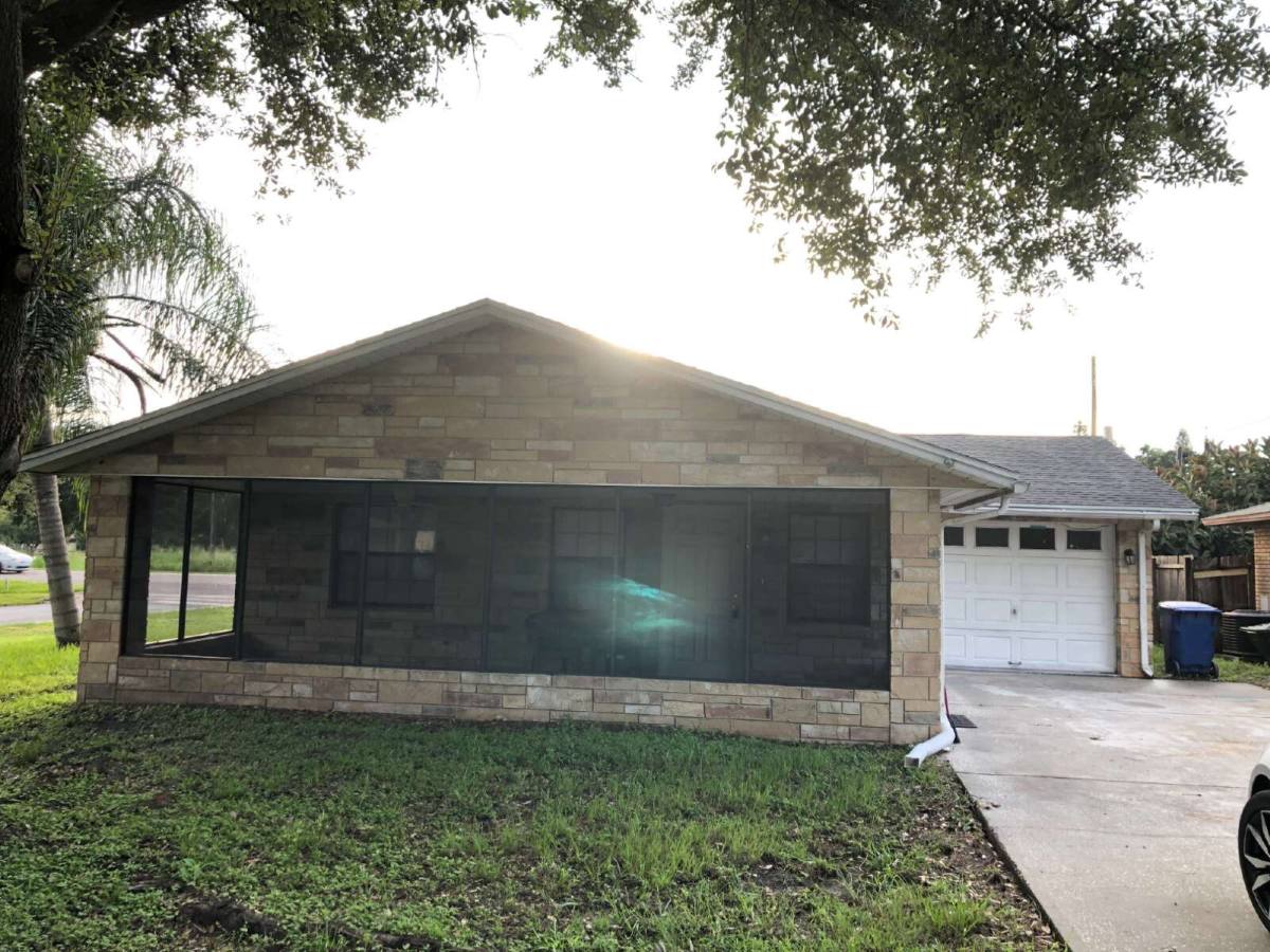 House for rent at 968 Sunshine Way SW, Winter Haven, FL 33880