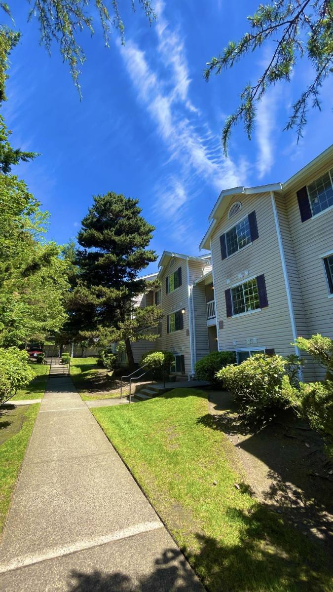 Condo for rent at 19230 Forest Park Dr NE #K335, Seattle, WA 98155