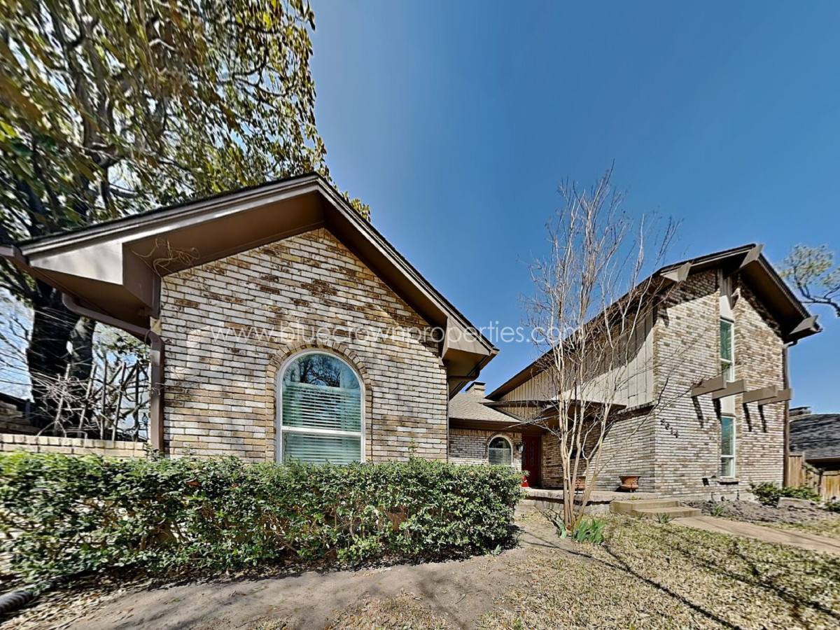 House for rent at 9614 Millridge Circle, Dallas, TX 75243