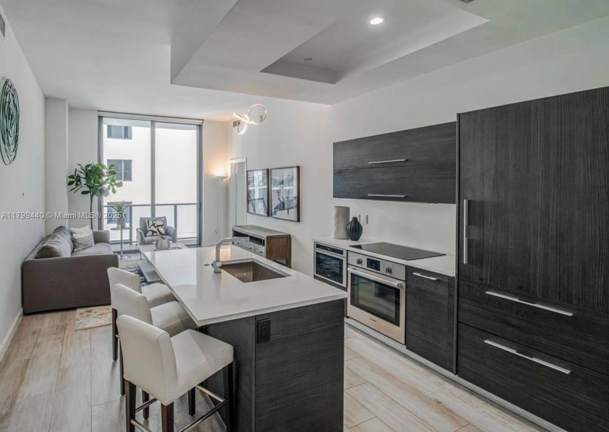 House for rent at 55 SW 9th St #4409, Miami, FL 33130