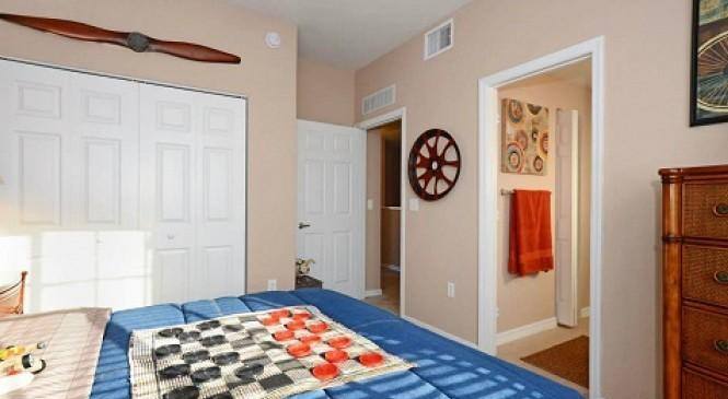 Apartment for rent at 11700 SW 26th St, Hollywood, FL 33025