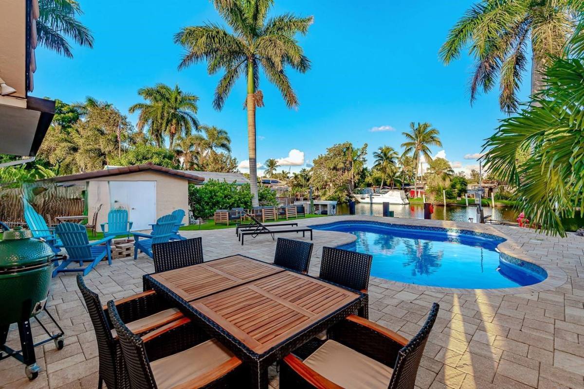 House for rent at 4732 SW 35th Ave, Fort Lauderdale, FL 33312