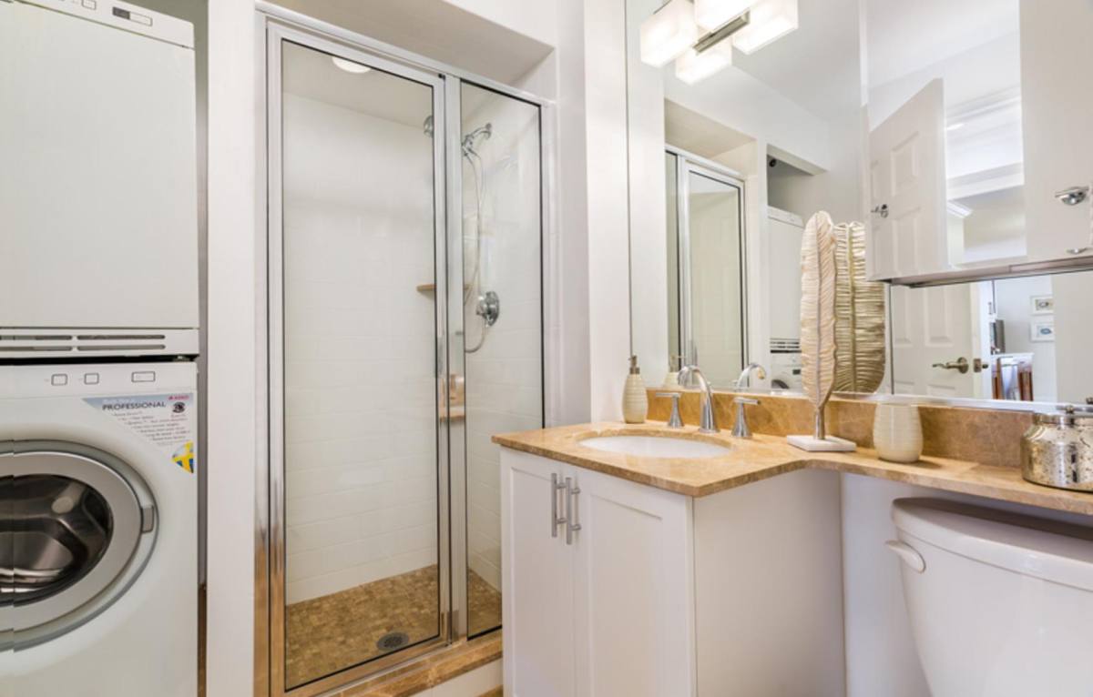 Apartment for rent at Regency Plaza, 1 Regency Plaza, Providence, RI 02903