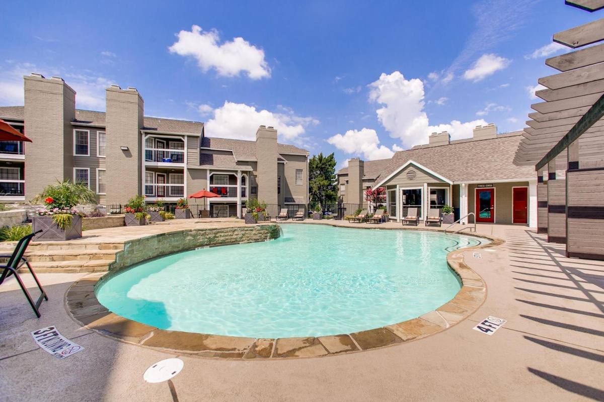 Apartment for rent at The Arbors of Las Colinas, 1000 San Jacinto Dr, Irving, TX 75063