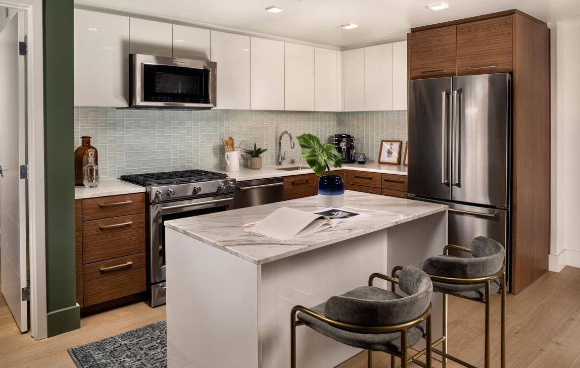 Apartment for rent at Title Guarantee, 427 W 5th St, Los Angeles, CA 90013