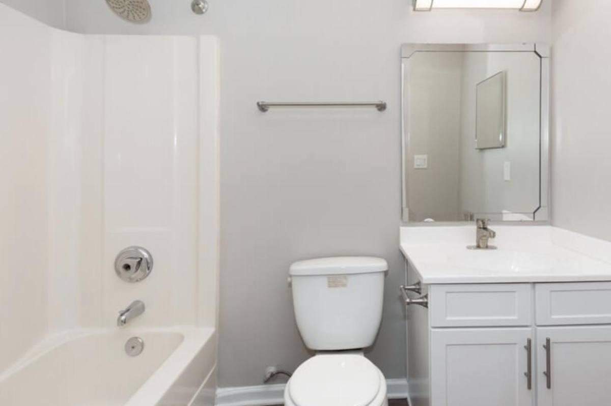 Apartment for rent at Ashford Place, 905 Pineville Point Ave, Charlotte, NC 28217