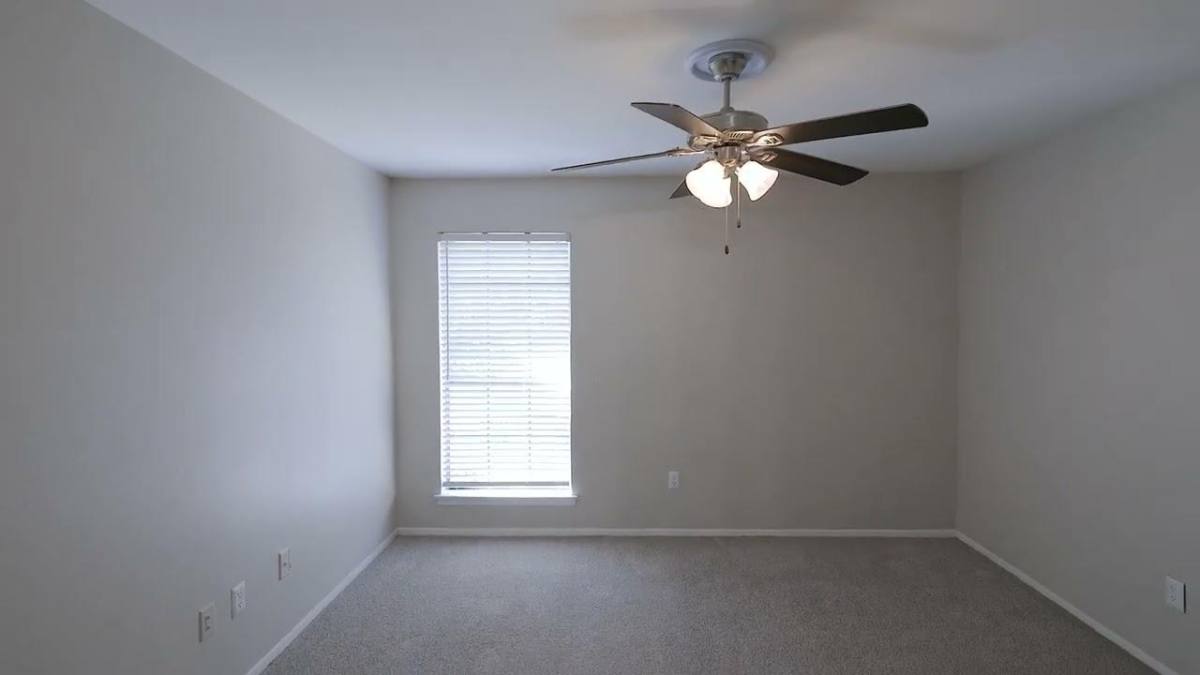 Apartment for rent at La Mirada Apartment Homes, 1433 Regal Dr, Richardson, TX 75080