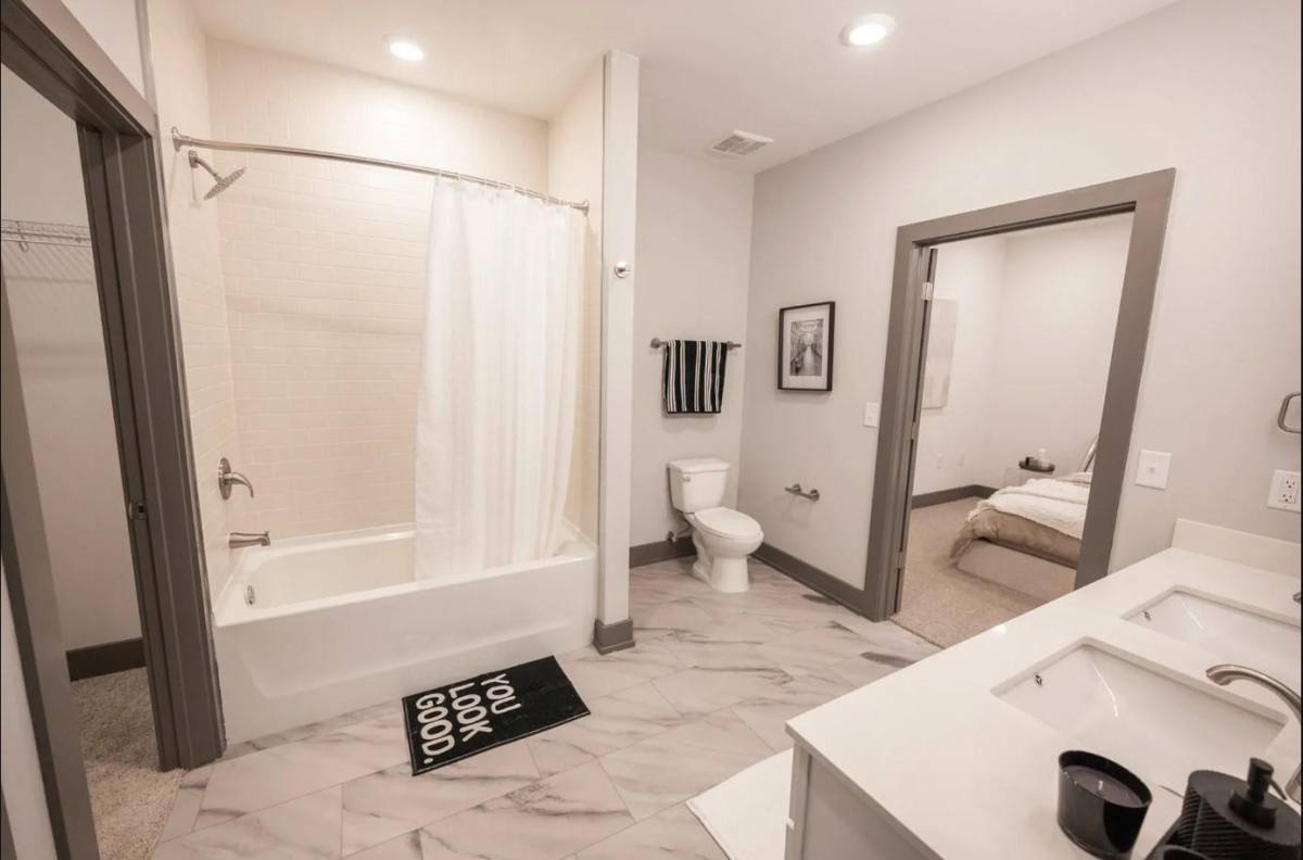 Apartment for rent at 99 Centennial Olympic Park Dr NW, Atlanta, GA 30313