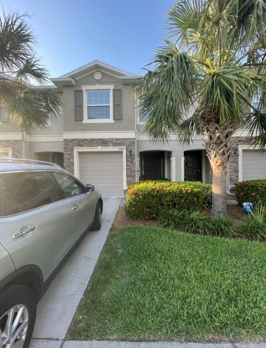House for rent at 10410 Red Carpet Court, Riverview, FL 33569