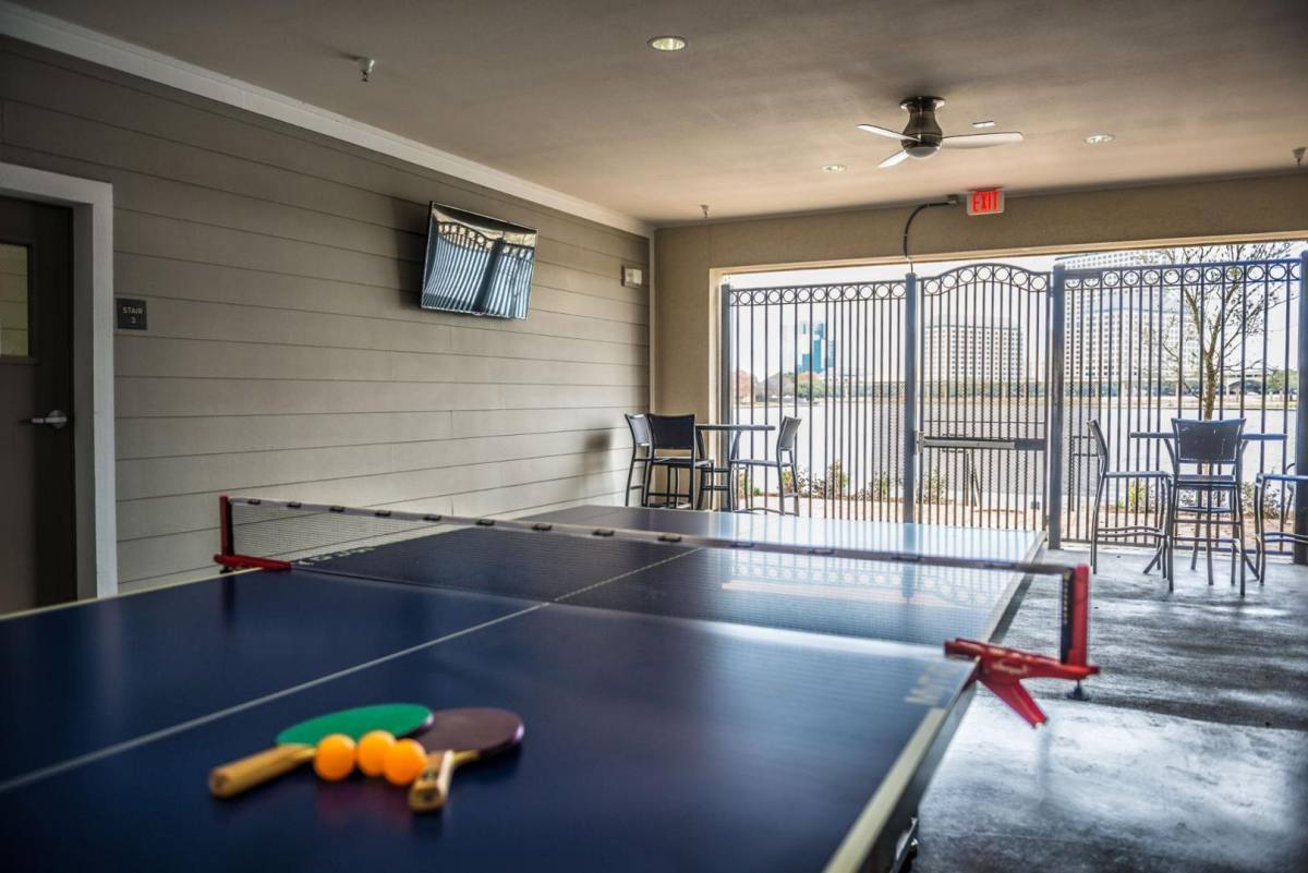 Apartment for rent at Cortland Waters Edge Apartment Homes, 850 Lake Carolyn Parkway, Irving, TX 75039