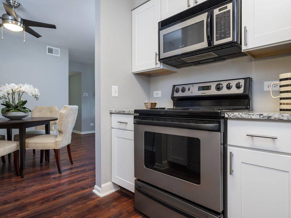 Apartment for rent at Lakeside, 4800 Lake Trail Dr, Lisle, IL 60532