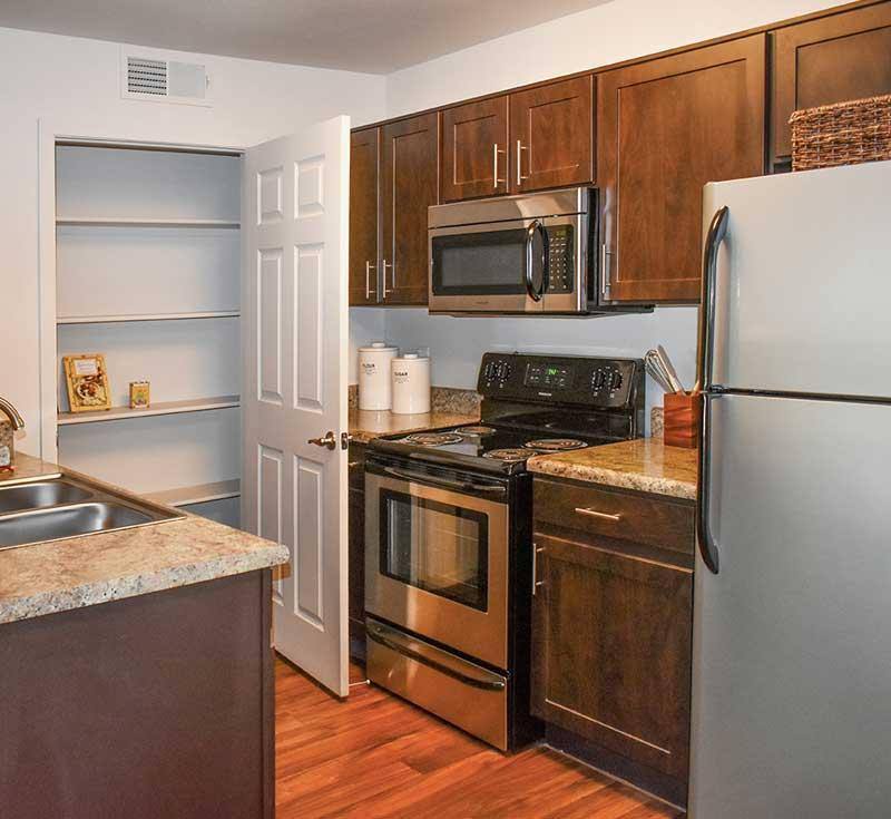 Apartment for rent at Miralago, 3010 W Yorkshire Dr, Phoenix, AZ 85027